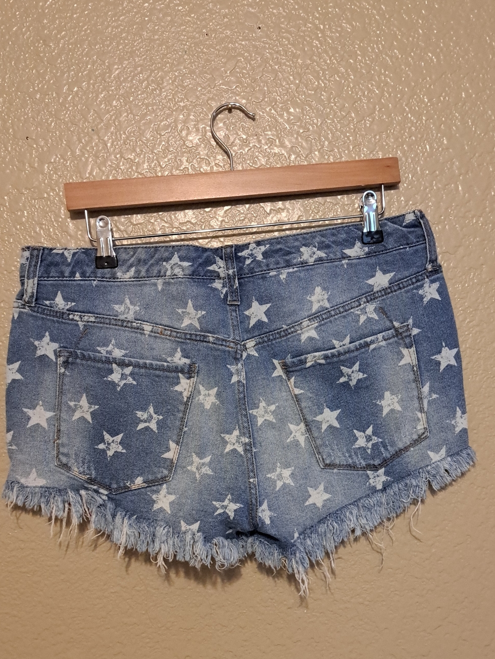 Mossimo Supply Co. Star Print Distressed Denim Shorts - Blue & White. Size 14/32 - Picture 4 of 11